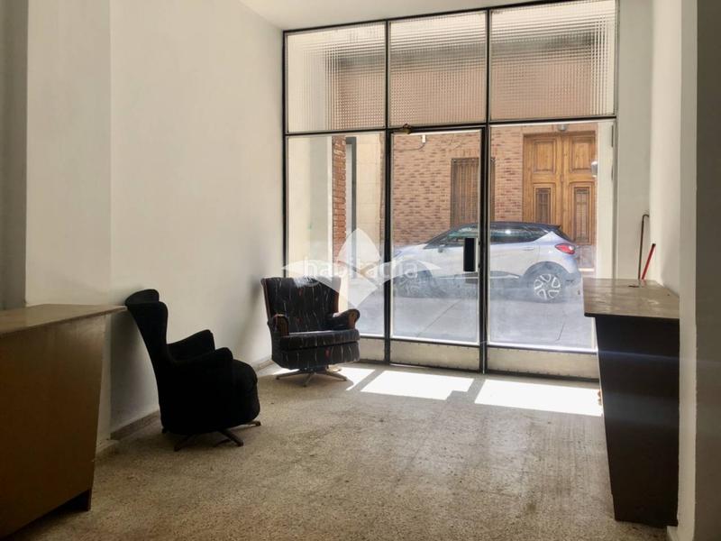 Foto 607c7735-93f4-4f2e-b59a-2579c8a4a4c0. Lloguer local comercial a Meliana