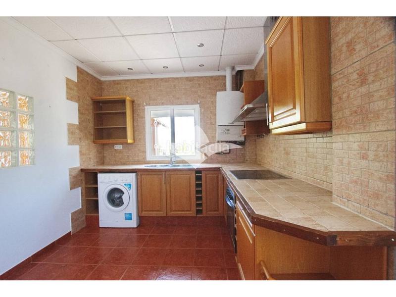 Foto 8104a1b8-da3f-44b6-a92a-8904bd367038. Chalet  unifamiliar en venta en Vilamarxant