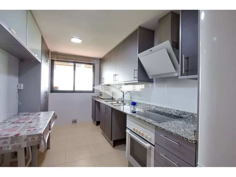 Foto a857a33b-2a47-4b42-9252-83725c0b6734. Pis amb aparcament piscina a Sotolivar-Mas del Rosari Paterna