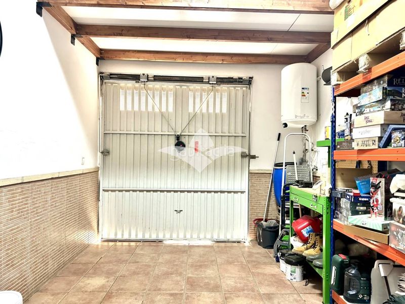 Foto ecf74bfb-a0f4-4902-9aa0-b0c9a1eade59. Casa adossada amb calefacció aparcament a Massamagrell