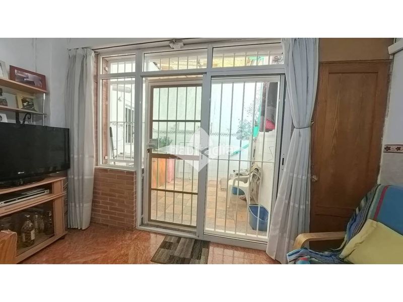 Foto 497a7401-a181-4110-b152-c2c1d95e77d3. Casa amb aparcament a Massamagrell
