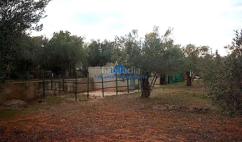 Foto 11510340-6378-4862-b6a7-9dbca6fa50a7. Xalet amb piscina a Godelleta