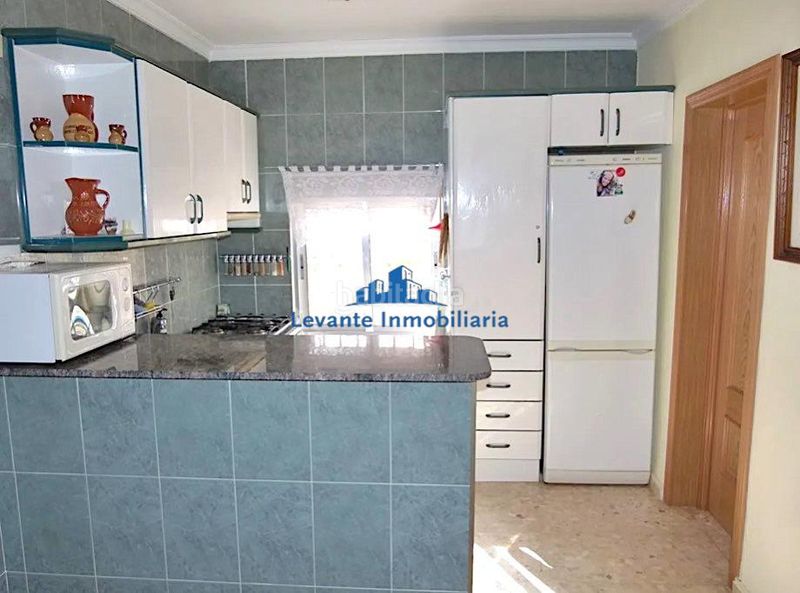 Foto c233e565-d610-4274-9b7c-d379ae7b5078. Xalet amb piscina a Godelleta