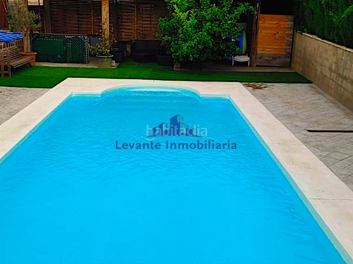 Foto f1ae323d-43f6-4cfb-b4e9-130c8b9ade87. Xalet amb calefacció piscina a Vilamarxant