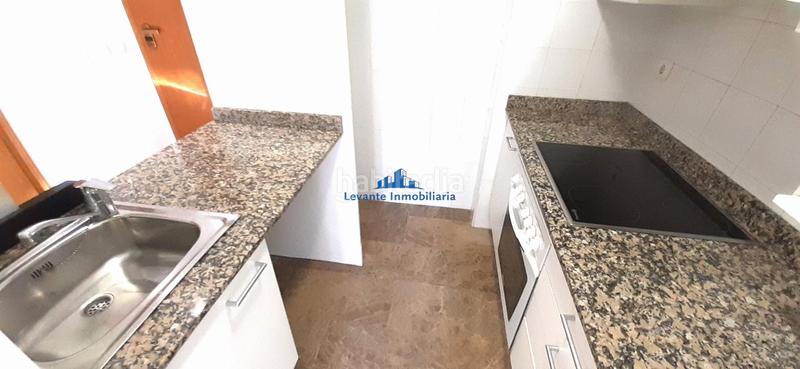 Foto e2e7b26f-ed95-4c62-9cdc-12c52fc5f19d. Rent flat with parking in Albors Valencia