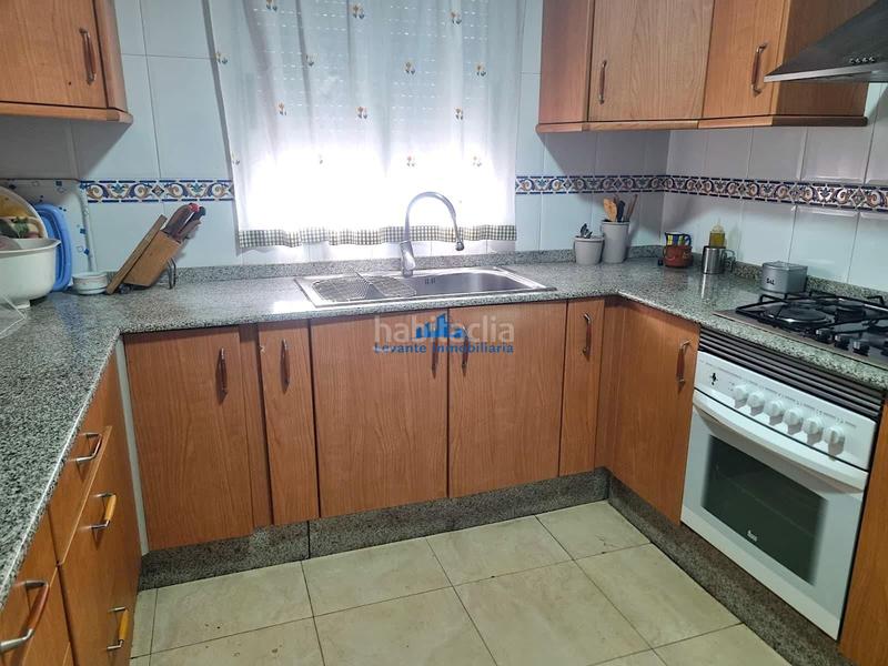 Foto 21ad5a77-a4b1-4df2-87c7-0c54e21e3f92. Chalet  en Polígono del Aeropuerto Manises