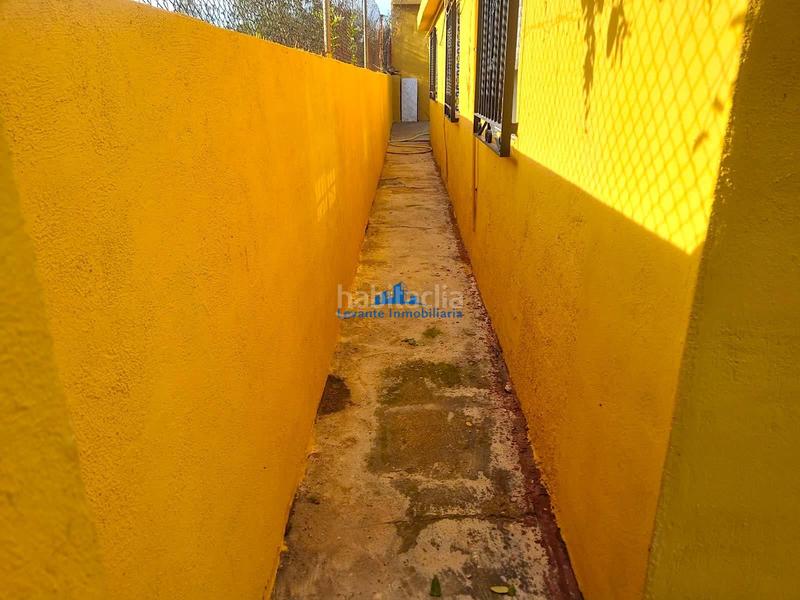 Foto 89b1d144-2038-49ce-a3d2-d74cd38f92fa. Chalet  en Polígono del Aeropuerto Manises