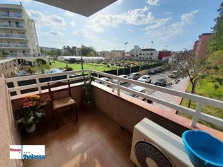 Flat in El Molí-El Rieral. Piso en can sabata  pk opcional