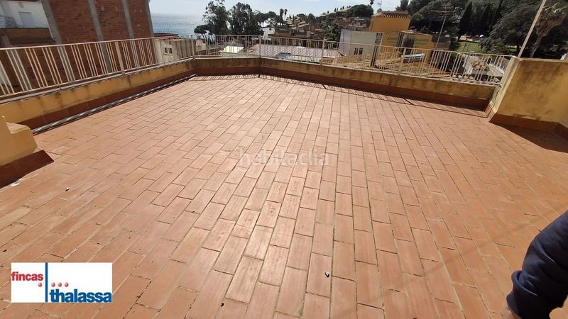 Foto fc4494b8-94d9-4074-90c8-0fc584a81a6f. Edificio  con 3 viviendas independientes garaje en Lloret de Mar
