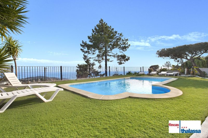 Foto 8af40301-4b6b-4785-829e-6e5158b344c2. Casa amb calefacció piscina a Serra Brava Lloret de Mar