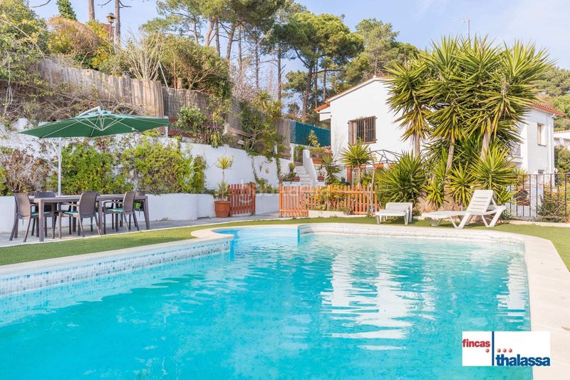 Foto d923b790-44fc-477d-847f-df6720d9b82e. Casa amb calefacció piscina a Serra Brava Lloret de Mar
