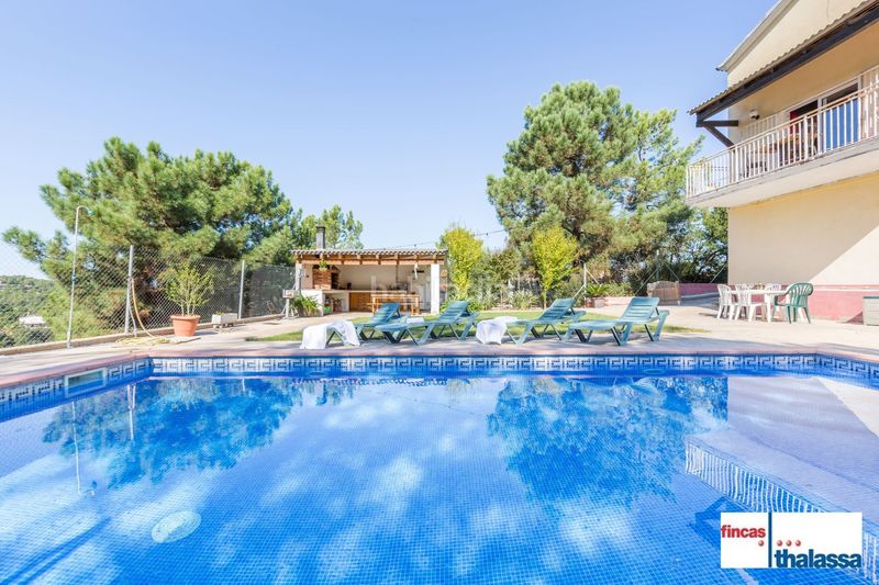 Foto 54460e23-3c5e-416e-9f91-e4a271f91d83. Casa amb calefacció piscina a Lloret Residencial - Montlloret Lloret de Mar