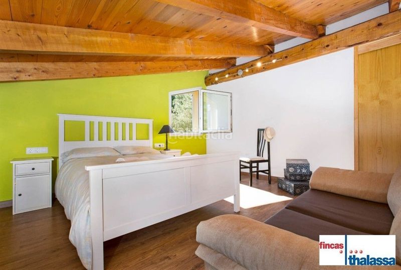 Foto a277220b-820e-46df-b2e9-5d8393bfd6f0. Casa amb piscina a Lloret Residencial - Montlloret Lloret de Mar