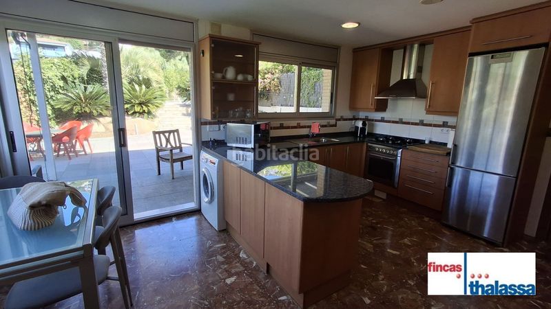 Foto 4d7b2ca6-afb7-4ada-8e21-d15f9a2c2c21. Casa amb calefacció piscina a Roca Grossa Lloret de Mar