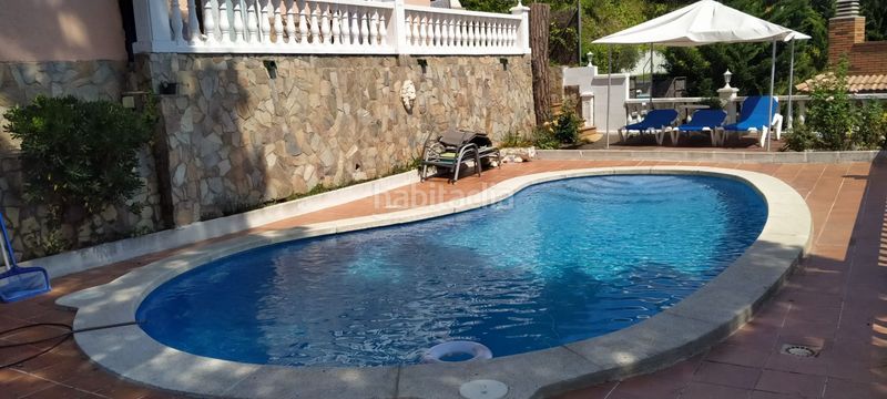 Foto 321fd85e-15f6-4ce2-8ea0-292c293ae1f3. Casa amb piscina a Serra Brava Lloret de Mar