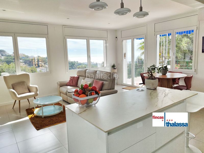 Foto 519cbb0a-0e23-4315-a957-204217f420ef. Casa amb piscina a Roca Grossa Lloret de Mar