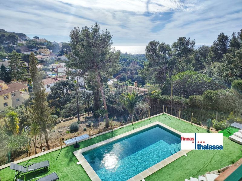 Foto 8ed6ecc1-92e1-4acb-bc2e-12c7b2d26cf2. Casa amb piscina a Roca Grossa Lloret de Mar