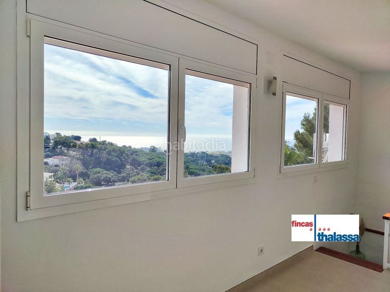 Foto a8306ce4-3c7f-4608-b8d5-b70449c6f8e7. Casa amb piscina a Roca Grossa Lloret de Mar
