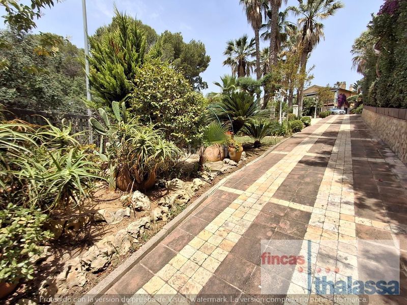 Foto 8c1a7b88-3f4c-468e-957b-37bfc1b61558. Casa amb calefacció piscina a Fenals Lloret de Mar