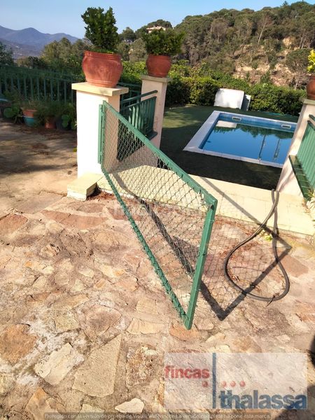 Foto 53c0ad1d-0946-46f9-96ca-fc433ec29339. Casa amb calefacció piscina a Serra Brava Lloret de Mar