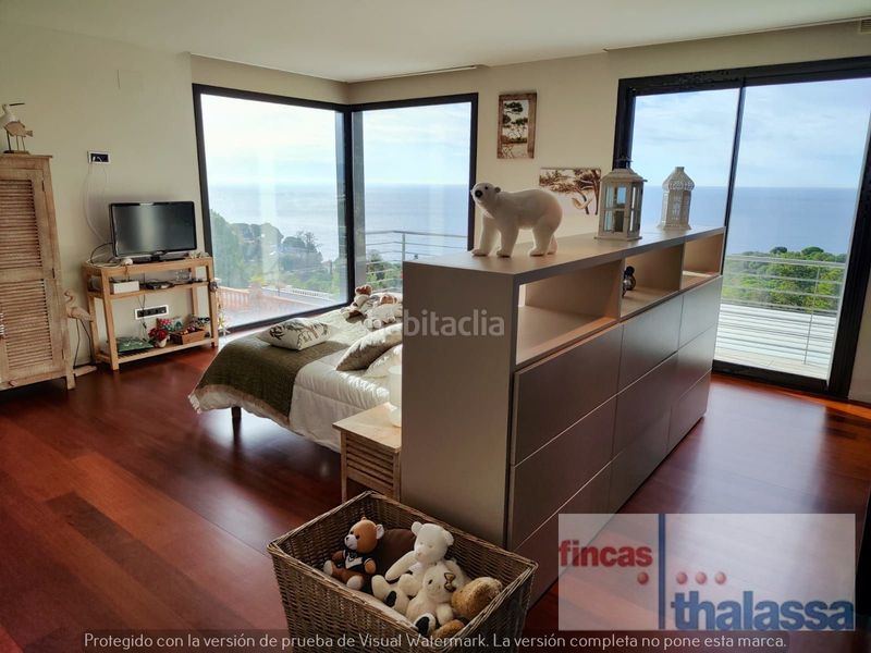 Foto 19dd1bd1-2cce-4a75-bf08-e9aefb4f3e67. Casa amb calefacció piscina a Canyelles Lloret de Mar