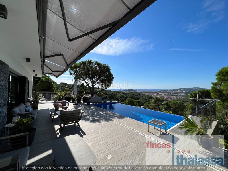 Foto 65f0cdda-e652-4256-a9ef-bf455f362f3f. Casa amb calefacció piscina a Roca Grossa Lloret de Mar