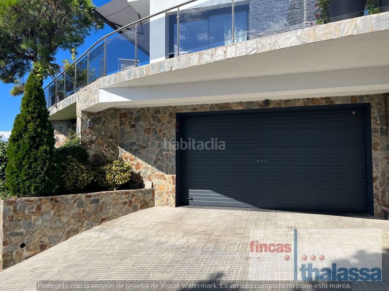 Foto 9ff493d0-856b-4d1c-bc48-147bac0233ed. Casa amb calefacció piscina a Roca Grossa Lloret de Mar