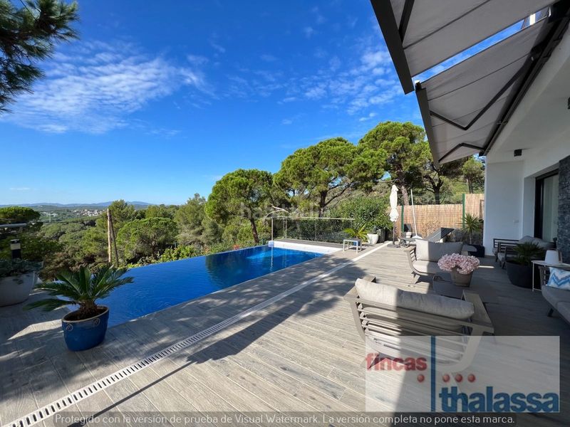 Foto fe6044e6-0cf0-4732-941b-6a000e22ac44. Casa amb calefacció piscina a Roca Grossa Lloret de Mar