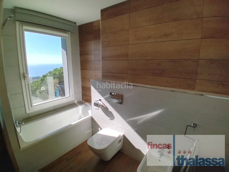 Foto 8a977647-5cd0-4012-ac69-c61104d65fbe. Casa amb calefacció piscina a Roca Grossa Lloret de Mar