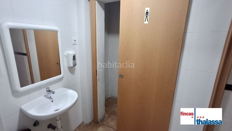 Foto db7b6ec8-ee70-4a23-bc45-4af973a96b76. Local comercial a Centre Lloret de Mar