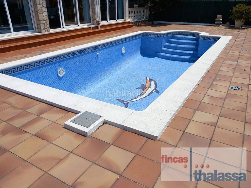 Foto 93be79cf-08ce-424a-ab8b-e51d85eaf580. Casa amb calefacció piscina a Fenals Lloret de Mar