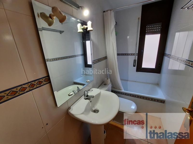 Foto 6e12ea27-4d8a-4573-84a9-4a148aaf375a. Casa amb calefacció piscina a Montgoda Lloret de Mar