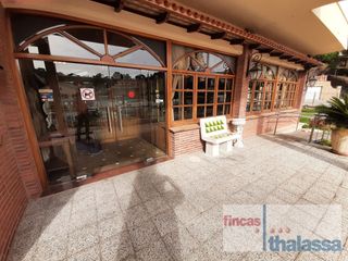 Local Comercial a Fenals. Totalmente equipado