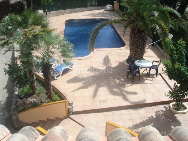 Foto 69b963c9-3d5e-4527-9949-a56cf2cffd44. Casa amb calefacció piscina a Fenals Lloret de Mar