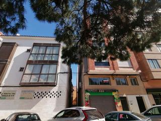 Local Comercial a Parc de l'oest 36. Local comercial de 170m. planta baja y entresuelo