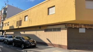Alquiler Local Comercial en Calle la bosca. Edificio en zona la bosca de burriana