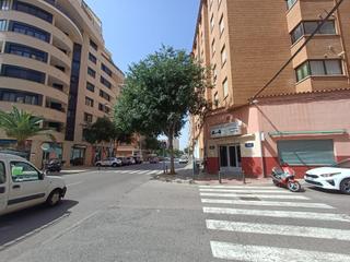 Lloguer Local Comercial  Carrer doctor gea mariño. Local de 150 m muy visible en avd valencia y para entrar!