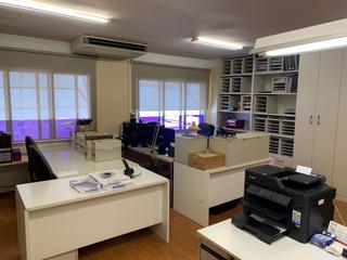 Alquiler Local Comercial  Carrer major. Despacho en alquiler en el centro