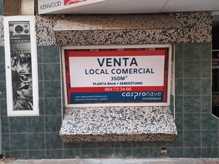 Alquiler Local Comercial en N/a. Local en alquiler en la calle en medio, en planta baja y semisót