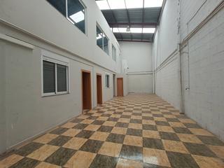 Lloguer Nau industrial a Calle santa magdalena de pulpis 8. Nave de oficinas de diseño en zona sur de castellon