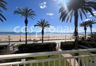Apartament a Paseo pilar coloma 23. Gran apartamento en primera línea de playa