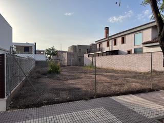 Terreny residencial a Carrer de francisco ruiz cazador 25. Venta excelente parcela en pau lledo