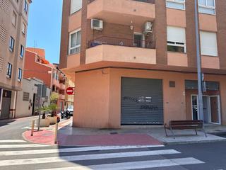Local Comercial a Carrer les oliveres 27. Local comercial en pueblo de benicasim. ref l00191