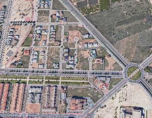 Terreny residencial a Carrer calderón de la barca 25