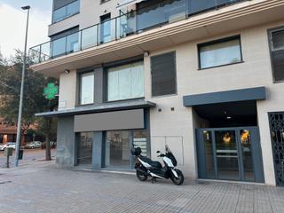 Lloguer Local Comercial a Carrer del músic pascual asensio hernández 11. Alquiler local de 700 m2 en avenidas muy transitadas