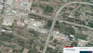 Gewerbliches Grundstück in Zona Avenida del Mar. Venta parcela industrial 7.000m2 en avda hnos bou