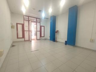 Lloguer Local Comercial a Carrer de fola 12. Alquiler local  centro castellon- calle fola