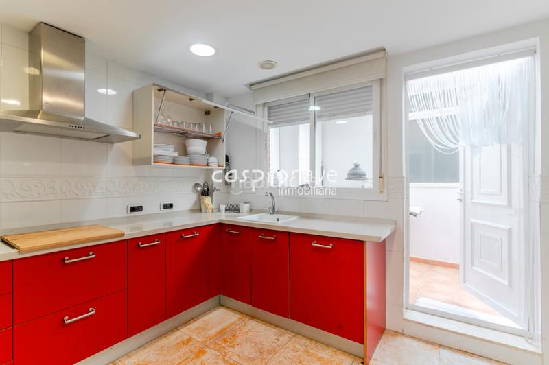 Foto 9172d988-32c2-44e0-a875-8dee6a640d56. Casa aparellada amb xemeneia calefacció aparcament a Castellón de la Plana