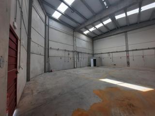 Location Bâtiment à usage industriel à Carrer vilafamés 7. Nave esquinera de 250 m² en almazora – excelente ubicación y acc