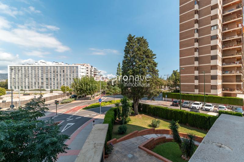 Foto 369fd444-2cbe-4e7b-a7da-fc29cf2a9cb8. Dúplex duplex recien reformado avda lidon- ref p00549 en Castellón de la Plana